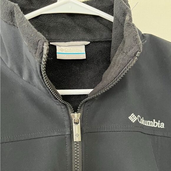 Columbia Softshell Jacket - Picture 3 of 3